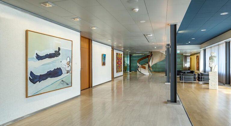 Art and Business: an evolving dialogue