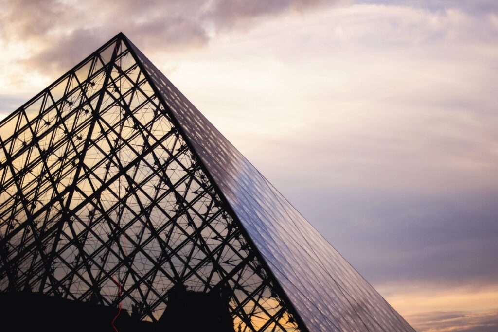 Workers Strike at the Louvre